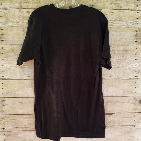 Tultex Size Large Issues Lion T-Shirt - Graphic T-Shirt - Picture 2 of 5